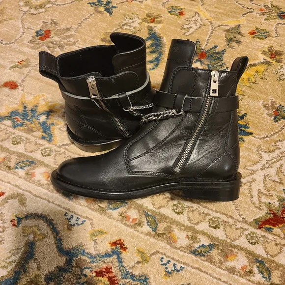 ZADIG AND VOLTAIRE Laureen Chain Embellished Leather Boots